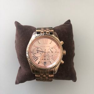 Like NEW- Michael Kors Rose Gold Watch